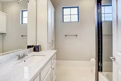 5655 Locke Lane, Houston, TX 77056 - Photo 33