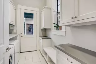 5655 Locke Ln, Houston, TX 77056 - Photo 17