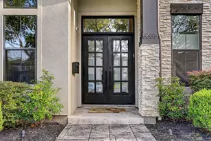 5655 Locke Ln, Houston, TX 77056 - Photo 3