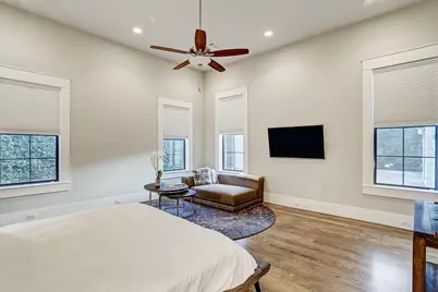 5655 Locke Lane, Houston, TX 77056 - Photo 19