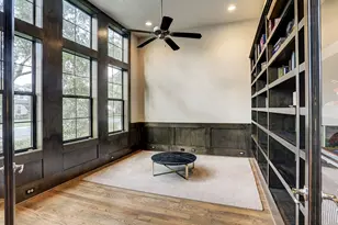 5655 Locke Ln, Houston, TX 77056 - Photo 11