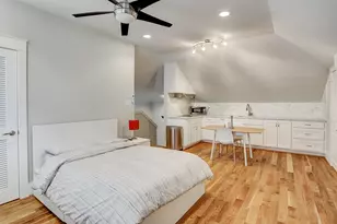 5655 Locke Ln, Houston, TX 77056 - Photo 39