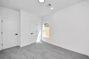 8106 Locksley St, Houston, TX 77078 - Photo 29