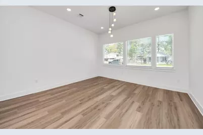 8106 Locksley Street, Houston, TX 77078 - Photo 11