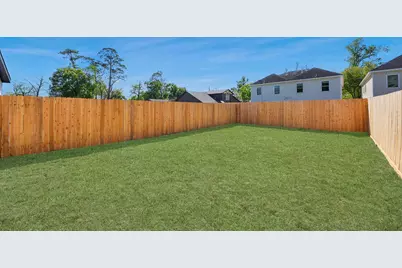 8106 Locksley Street, Houston, TX 77078 - Photo 37