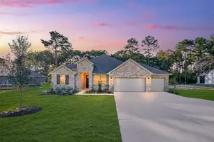 129 Roebuck Ln, New Waverly, TX 77358 - Photo 1