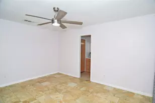 1716 Dolphin Dr, Seabrook, TX 77586 - Photo 11