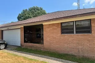 10311 Greenwillow St, Houston, TX 77035 - Photo 3