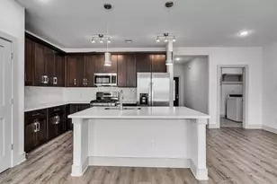 10513 Chesterfield Dr, Houston, TX 77051 - Photo 11