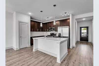 10513 Chesterfield Drive, Houston, TX 77051 - Photo 13