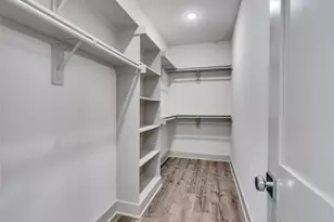 10513 Chesterfield Dr, Houston, TX 77051 - Photo 25