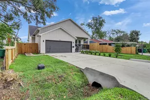 10513 Chesterfield Dr, Houston, TX 77051 - Photo 3