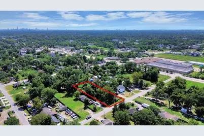 1017 Wall Street, Houston, TX 77088 - Photo 9