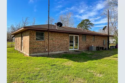 401 Anderson Road, Cuero, TX 77954 - Photo 21