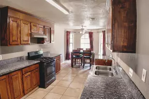 13624 Sableglen St, Houston, TX 77014 - Photo 7