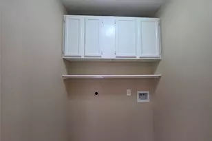 4435 Girl Scout Ln, Friendswood, TX 77546 - Photo 11