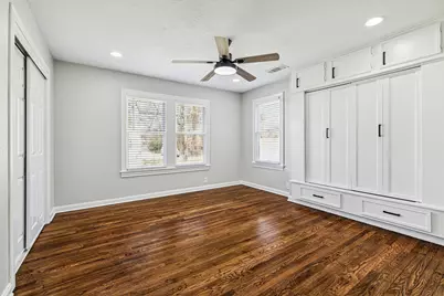 801 Woodcrest Drive, Houston, TX 77018 - Photo 9