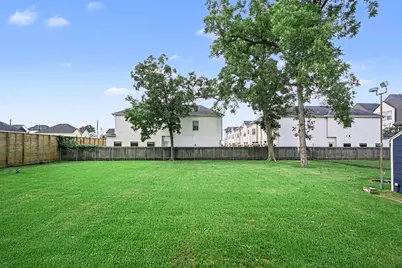 801 Woodcrest Drive, Houston, TX 77018 - Photo 21
