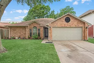 11303 Wilkenberg Dr, Houston, TX 77066 - Photo 1