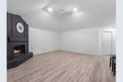 11303 Wilkenberg Drive, Houston, TX 77066 - Photo 7