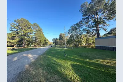 603 Bryan Street, Damon, TX 77430 - Photo 9