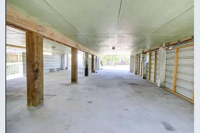 641 4th Street, Dickinson, TX 77539 - Photo 23