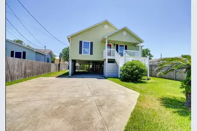 641 4th Street, Dickinson, TX 77539 - Photo 1
