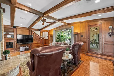 5702 Boyce Springs Drive, Houston, TX 77066 - Photo 11