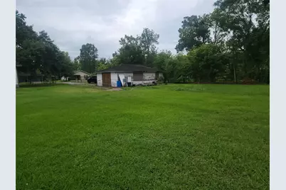 8033 Furray Road, Houston, TX 77028 - Photo 5