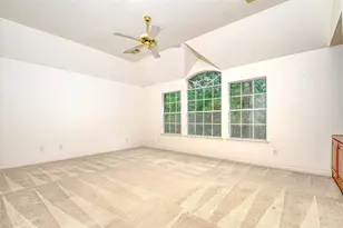 2 Woodmere Pl, Spring, TX 77381 - Photo 15