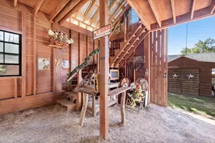 115 Prince's Cir, Ivanhoe, TX 75979 - Photo 21