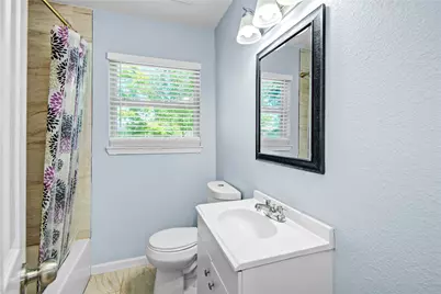 8921 Oak Knoll Lane, Houston, TX 77078 - Photo 11