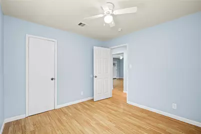 8921 Oak Knoll Lane, Houston, TX 77078 - Photo 29