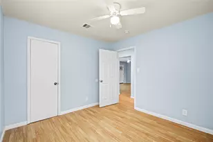 8921 Oak Knoll Ln, Houston, TX 77078 - Photo 29
