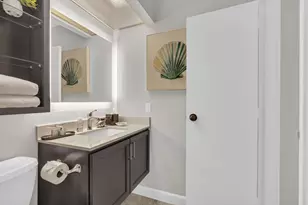 5220 Seawall Blvd, Galveston, TX 77551 - Photo 9