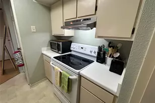 3919 Fairmont Pkwy, Pasadena, TX 77504 - Photo 11