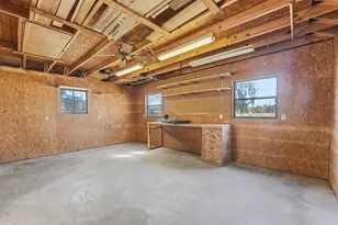 5610 County Rd 823, West Columbia, TX 77486 - Photo 23