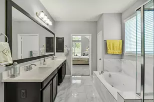 1906 Dry Willow Ln, Pearland, TX 77089 - Photo 15
