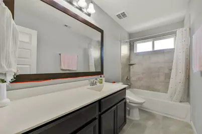 1906 Dry Willow Lane, Pearland, TX 77089 - Photo 23