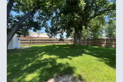 1704 Richardson Lane, Baytown, TX 77520 - Photo 25