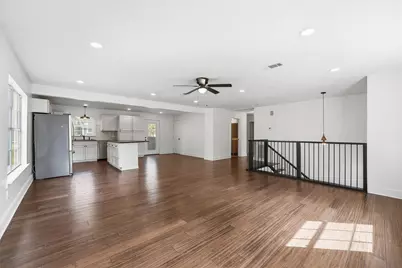 3211 Park Garden Drive, Houston, TX 77339 - Photo 11