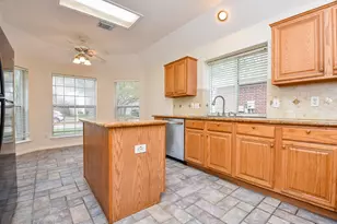 12335 Shadowvista Dr, Houston, TX 77082 - Photo 5