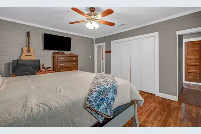 305 South 15th Street, West Columbia, TX 77486 - Photo 11