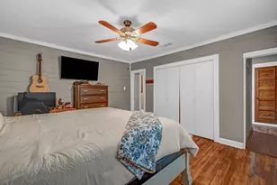 305 S 15th St, West Columbia, TX 77486 - Photo 11