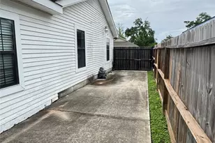 221 Hyta St, Houston, TX 77018 - Photo 29