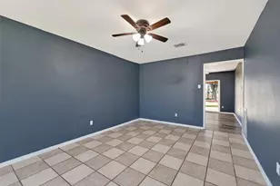 15242 Dogwood Tree St, Houston, TX 77060 - Photo 7