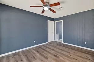 15242 Dogwood Tree St, Houston, TX 77060 - Photo 13