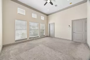 6304 Prague St, Houston, TX 77007 - Photo 17