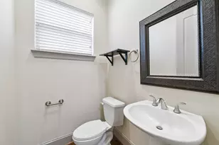 6304 Prague St, Houston, TX 77007 - Photo 15