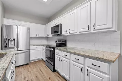2111 Village Dale Avenue, Houston, TX 77059 - Photo 17